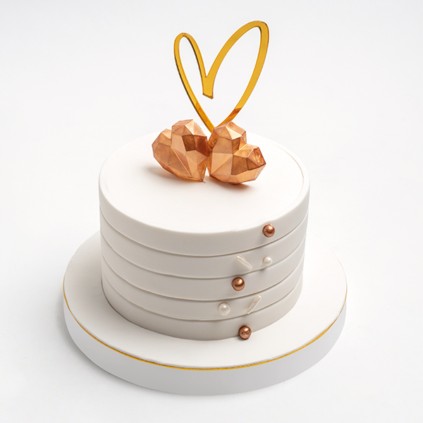 غليز - كيكة القلوب الذهبية