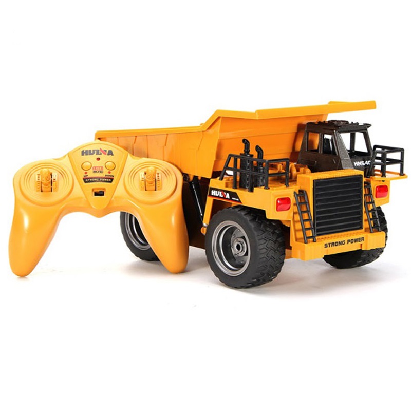 شاحنة قلابة مع جهاز تحكم عن بعد