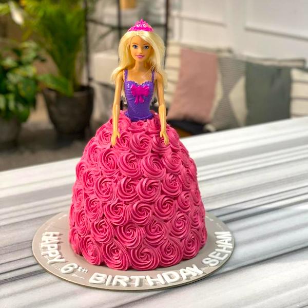 مونتيز - كيكة باربي