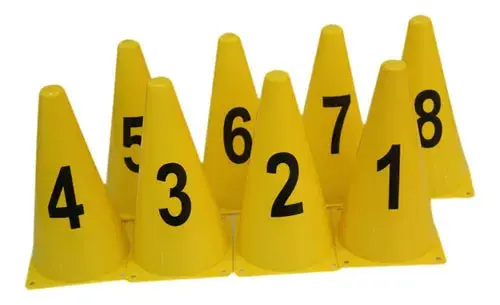 مجموعة من 8 مخاريط تدريب – ارتفاع 22 سم