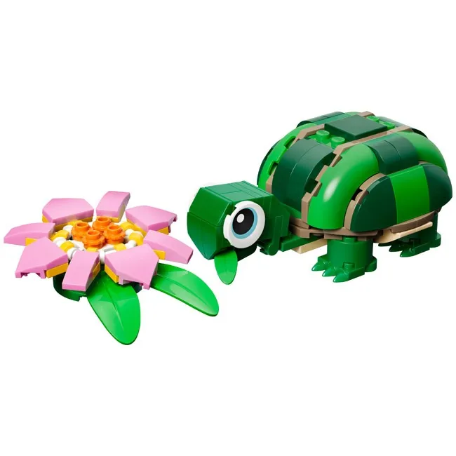 LEGO CREATOR TURTLE WITH A WATER LILY FLOWER