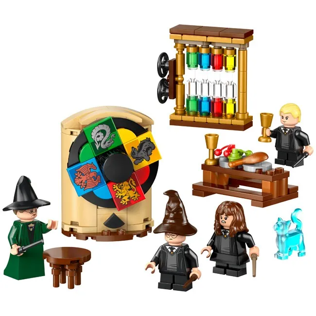 LEGO HARRY POTTER HOGWARTS CASTLE SORTING HAT CEREMONY