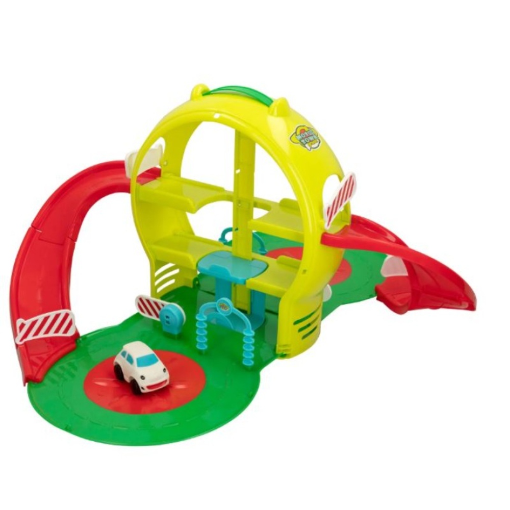 MOTOR TOWN GREEN- PARKING W/1 CAR