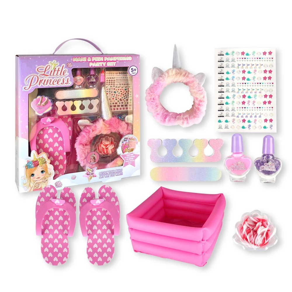 مجموعة العناية بالاظافر