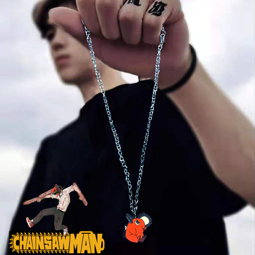 قلادة سلسلة لرجل المنشار