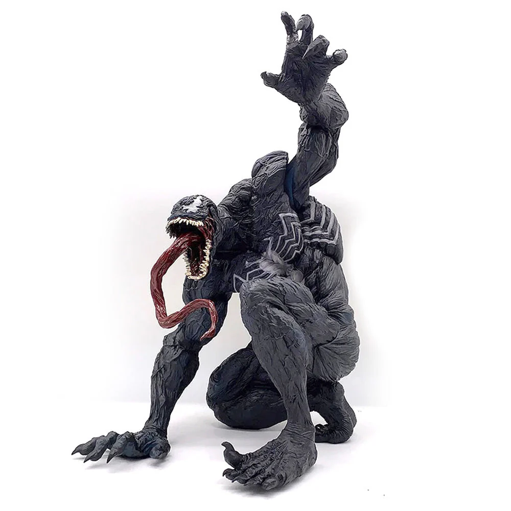 تمثال فينوم طبق الأصل للمعركة مطلي