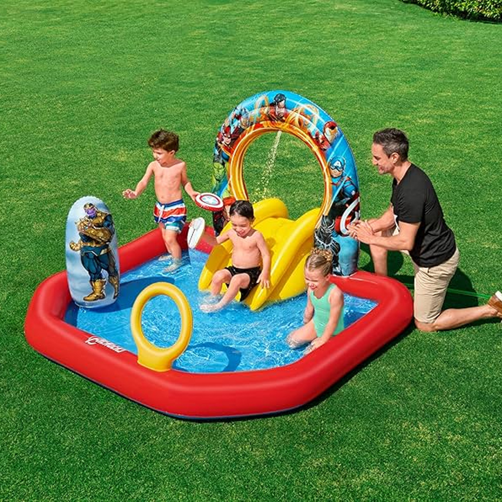 حوض سباحة الابطال الخارقيين